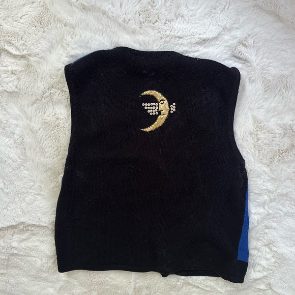 Relisted in my closet! Vintage oversized Halloween Haunted House sweater vest - Picture 12 of 13